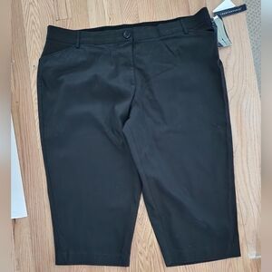 NWT Woman COUNTERPARTS Slimming Sensations PANTS Size 24W Black Capri Stretch